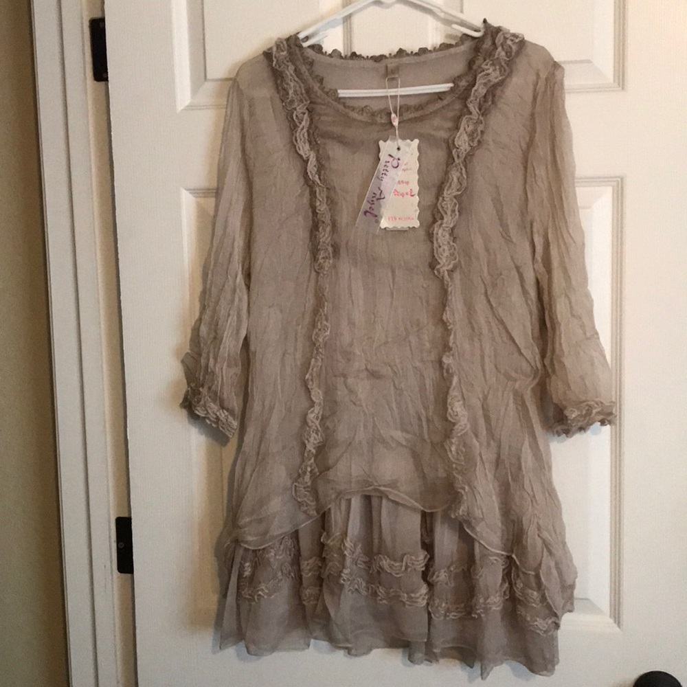 Pretty Angel Blouse Tunic NWT